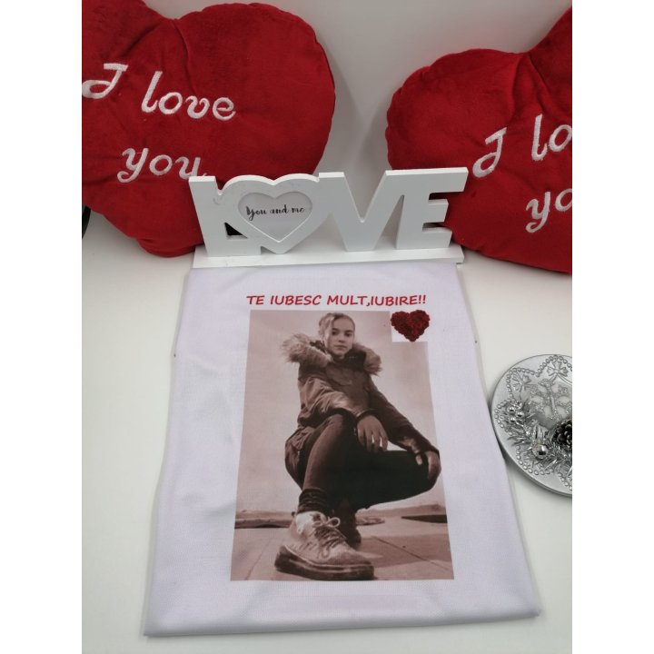 Tricouri personalizate cu pozele si textul dvs !!