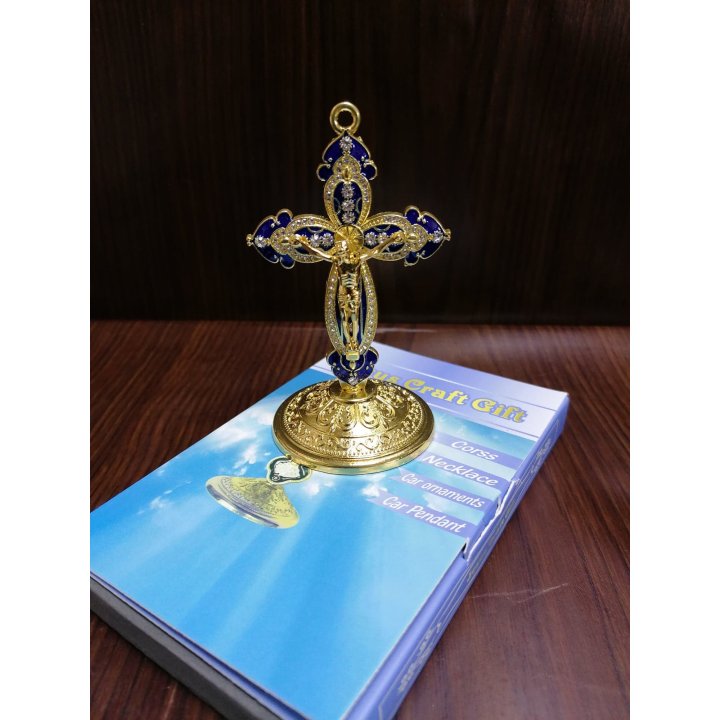 Crucifix cu Postament si Pietre