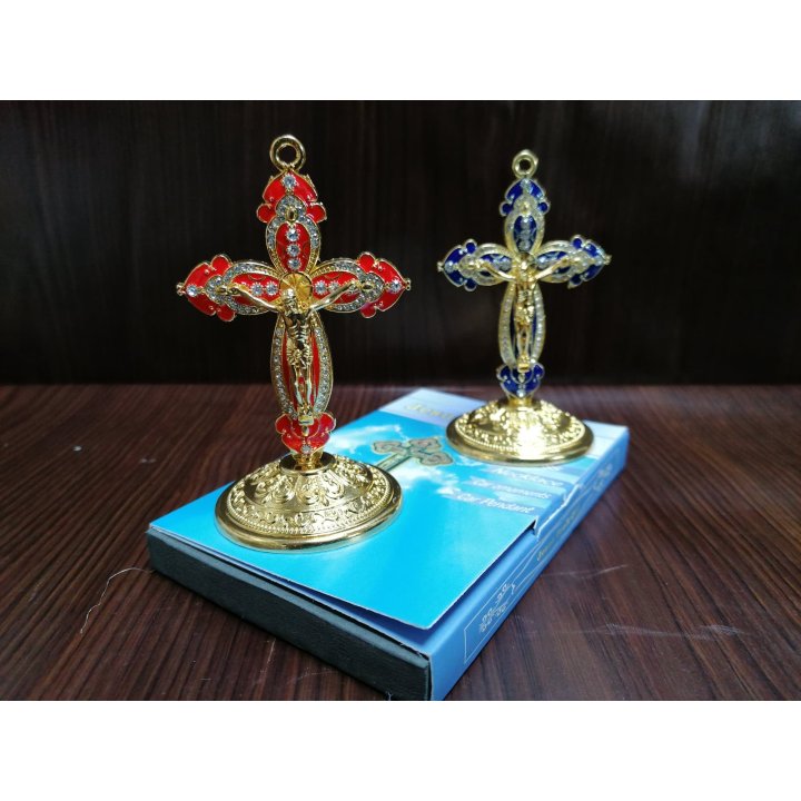 Crucifix cu Postament si Pietre