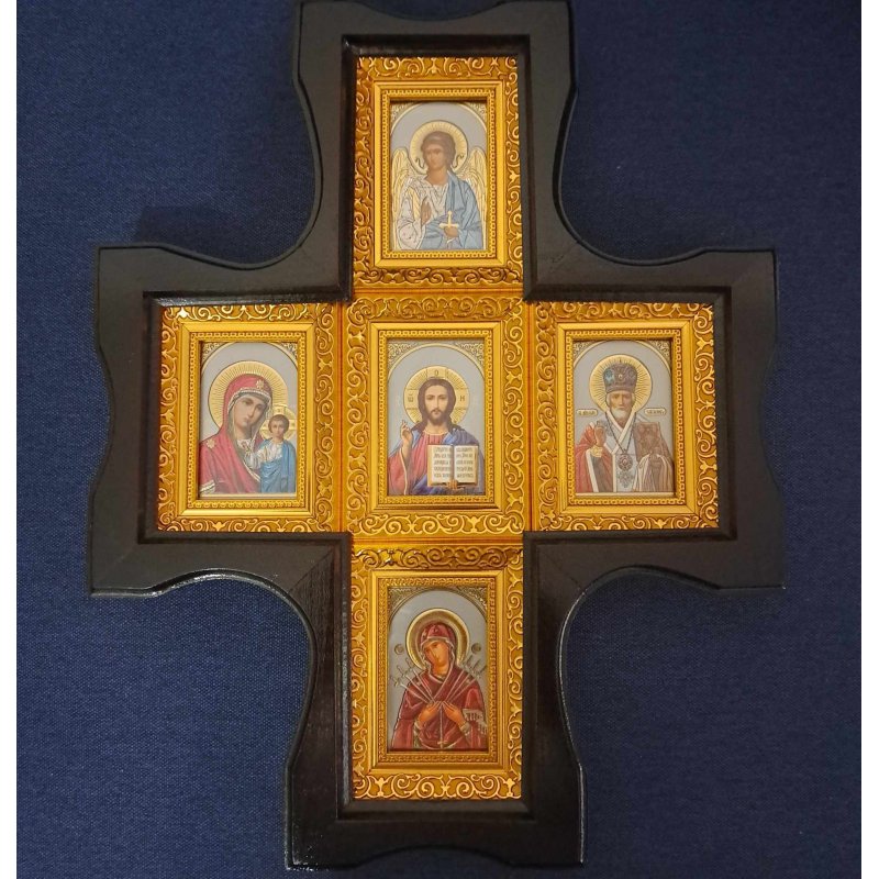 Crucifix din lemn cu iconițe
