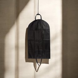 Husă non-woven pentru haine